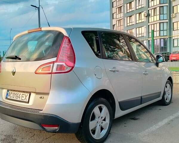 Рено Сценик, объемом двигателя 1.46 л и пробегом 267 тыс. км за 7200 $, фото 3 на Automoto.ua