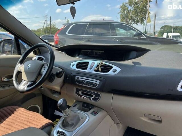 Рено Сценик, объемом двигателя 1.9 л и пробегом 353 тыс. км за 6500 $, фото 22 на Automoto.ua