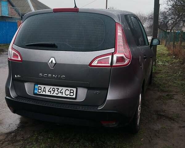 Рено Сценик, объемом двигателя 1.5 л и пробегом 238 тыс. км за 7000 $, фото 7 на Automoto.ua