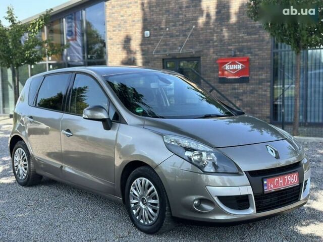 Рено Сценик 2009 в Виннице на Automoto.ua Рено Сценик, объемом двигателя 0 л и пробегом 230 тыс. км за 6200 $, фото 3 на Automoto.ua