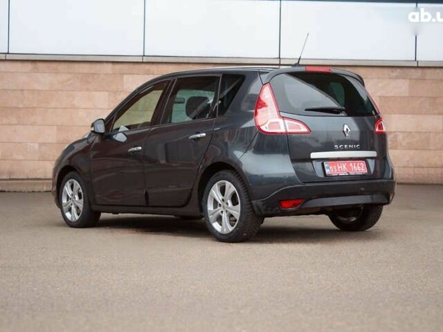 Рено Сценик, объемом двигателя 2 л и пробегом 130 тыс. км за 8200 $, фото 4 на Automoto.ua