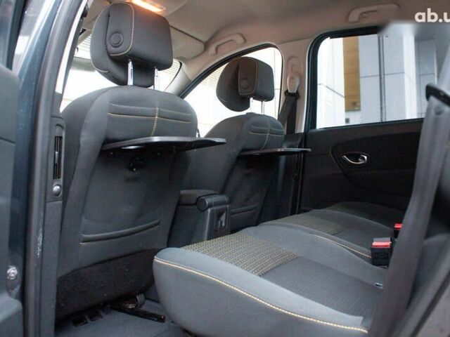 Рено Сценик, объемом двигателя 2 л и пробегом 130 тыс. км за 8200 $, фото 12 на Automoto.ua