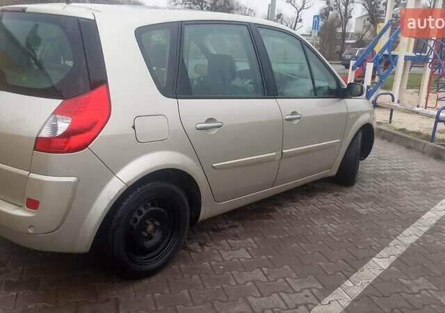 Рено Сценик, объемом двигателя 1.5 л и пробегом 192 тыс. км за 5700 $, фото 1 на Automoto.ua