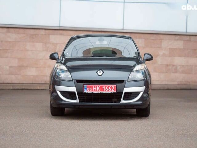Рено Сценик, объемом двигателя 2 л и пробегом 130 тыс. км за 8200 $, фото 7 на Automoto.ua