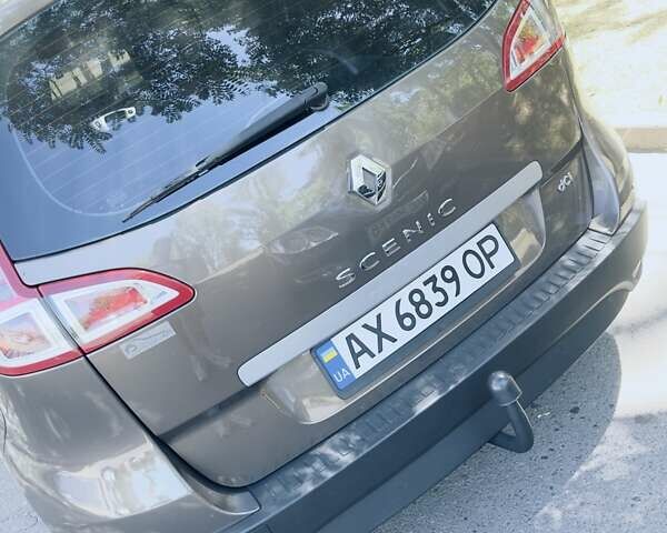 Рено Сценик, объемом двигателя 1.46 л и пробегом 370 тыс. км за 6700 $, фото 3 на Automoto.ua