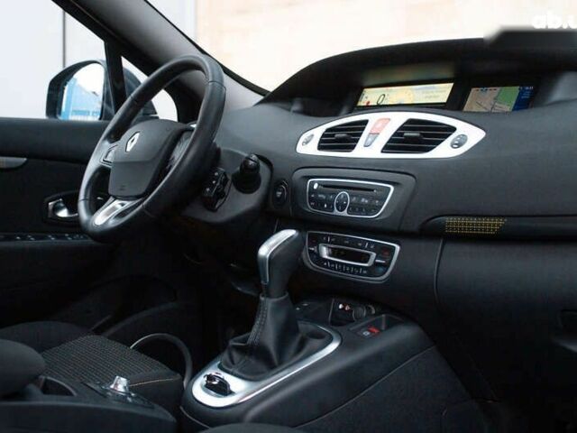 Рено Сценик, объемом двигателя 2 л и пробегом 130 тыс. км за 8200 $, фото 18 на Automoto.ua
