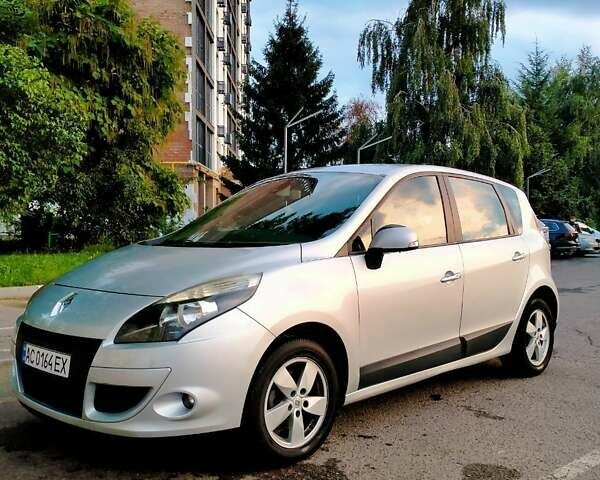 Рено Сценик, объемом двигателя 1.46 л и пробегом 267 тыс. км за 7200 $, фото 4 на Automoto.ua