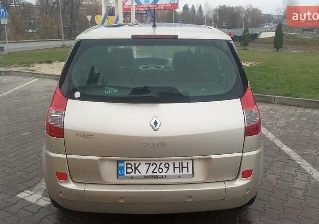 Рено Сценик, объемом двигателя 1.5 л и пробегом 192 тыс. км за 5700 $, фото 4 на Automoto.ua