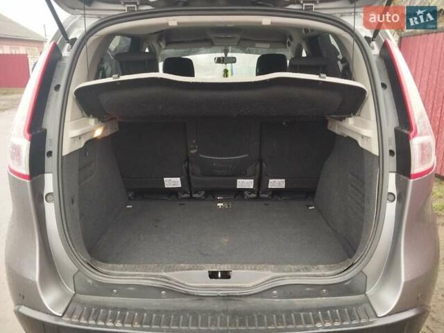 Рено Сценик, объемом двигателя 1.5 л и пробегом 238 тыс. км за 7000 $, фото 8 на Automoto.ua