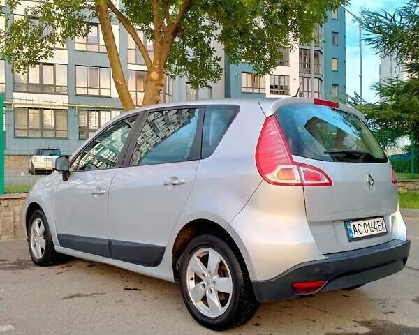 Рено Сценик, объемом двигателя 1.46 л и пробегом 267 тыс. км за 7200 $, фото 1 на Automoto.ua