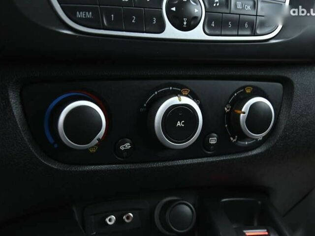 Рено Сценик, объемом двигателя 1.6 л и пробегом 206 тыс. км за 6999 $, фото 22 на Automoto.ua