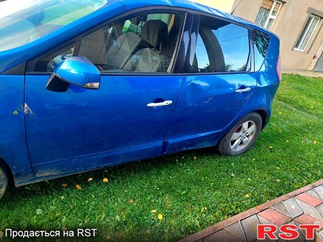 Рено Сценик, объемом двигателя 1.4 л и пробегом 0 тыс. км за 4000 $, фото 3 на Automoto.ua