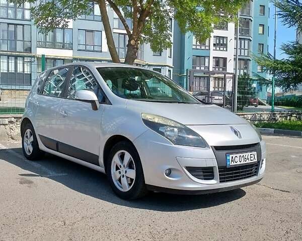 Рено Сценик, объемом двигателя 1.46 л и пробегом 267 тыс. км за 7200 $, фото 5 на Automoto.ua