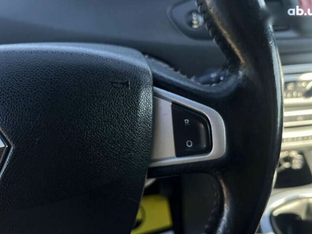 Рено Сценик, объемом двигателя 1.5 л и пробегом 278 тыс. км за 7700 $, фото 20 на Automoto.ua