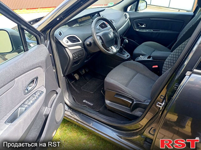 Рено Сценик, объемом двигателя 1.5 л и пробегом 0 тыс. км за 6850 $, фото 5 на Automoto.ua