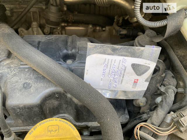 Рено Сценік, об'ємом двигуна 1.9 л та пробігом 237 тис. км за 6600 $, фото 18 на Automoto.ua