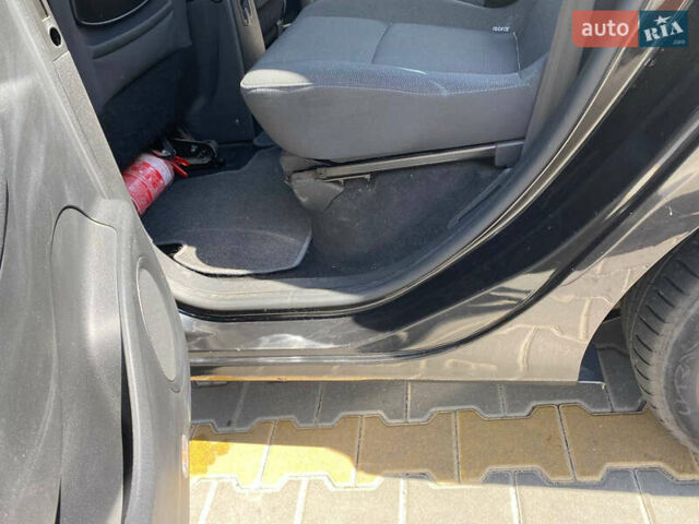 Рено Сценик, объемом двигателя 1.5 л и пробегом 271 тыс. км за 7200 $, фото 6 на Automoto.ua