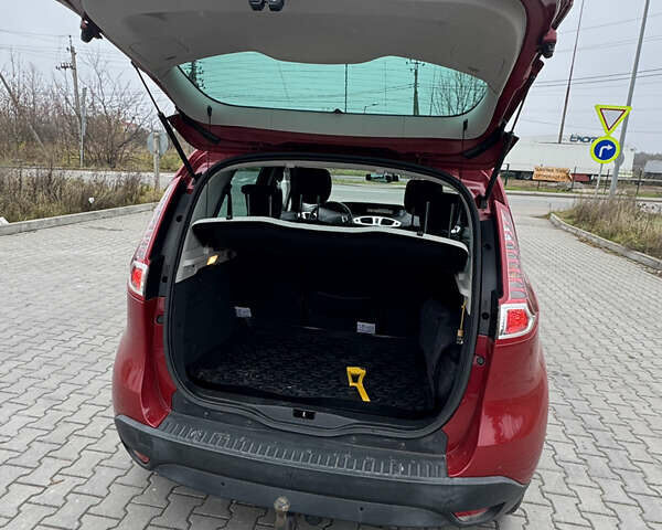 Рено Сценик, объемом двигателя 1.5 л и пробегом 180 тыс. км за 7900 $, фото 4 на Automoto.ua