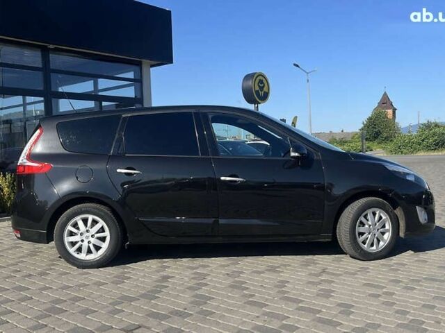 Рено Сценик, объемом двигателя 1.5 л и пробегом 277 тыс. км за 8200 $, фото 7 на Automoto.ua