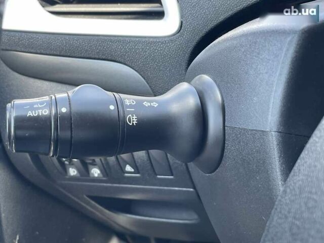 Рено Сценик, объемом двигателя 0 л и пробегом 210 тыс. км за 7300 $, фото 26 на Automoto.ua