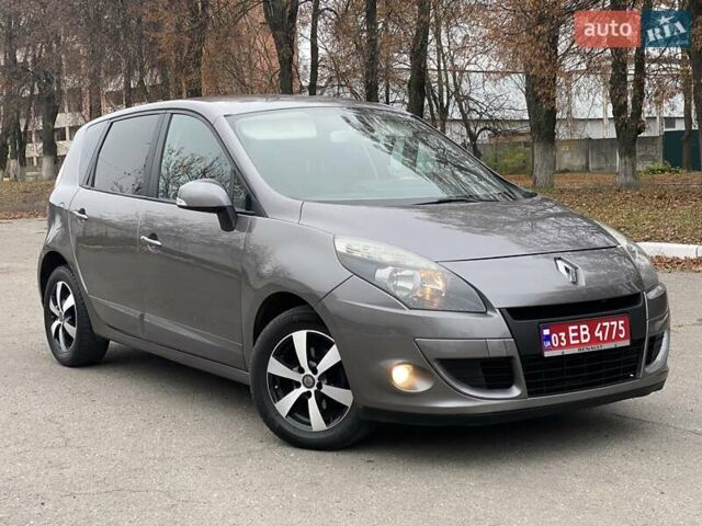 Рено Сценік, об'ємом двигуна 1.6 л та пробігом 196 тис. км за 7800 $, фото 1 на Automoto.ua