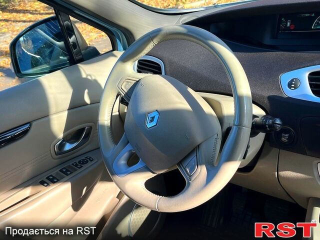 Рено Сценік, об'ємом двигуна 1.5 л та пробігом 244 тис. км за 6700 $, фото 10 на Automoto.ua