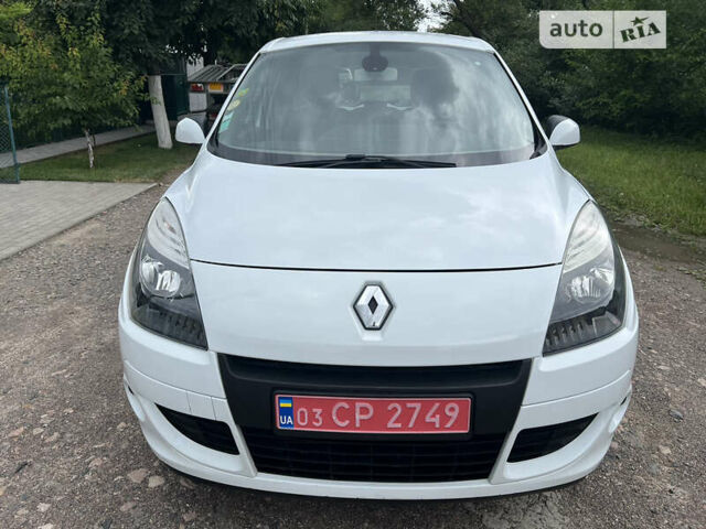 Рено Сценік, об'ємом двигуна 1.5 л та пробігом 240 тис. км за 6899 $, фото 1 на Automoto.ua