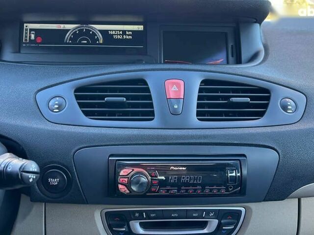 Рено Сценик, объемом двигателя 1.5 л и пробегом 168 тыс. км за 8000 $, фото 9 на Automoto.ua