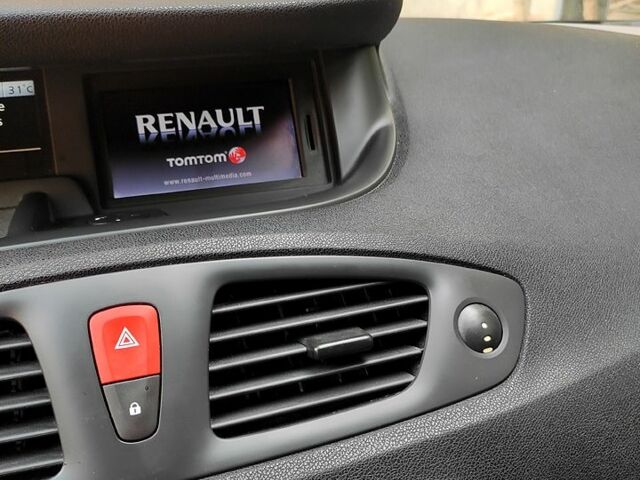 Рено Сценік, об'ємом двигуна 16 л та пробігом 197 тис. км за 7500 $, фото 5 на Automoto.ua