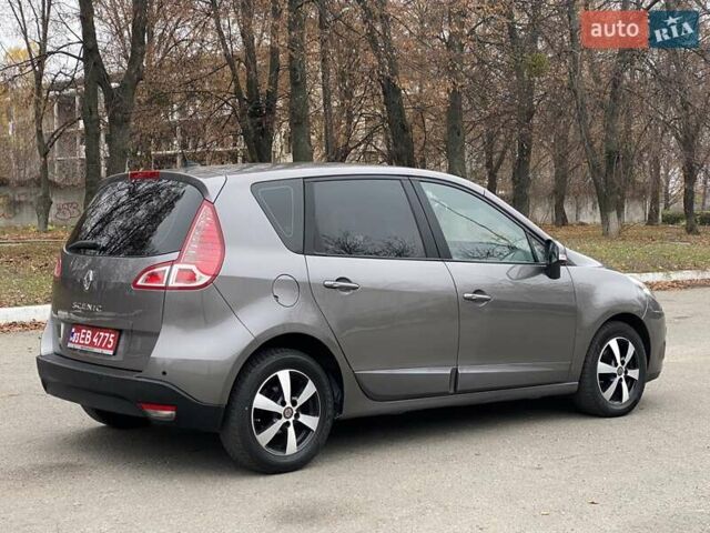 Рено Сценік, об'ємом двигуна 1.6 л та пробігом 196 тис. км за 7800 $, фото 4 на Automoto.ua