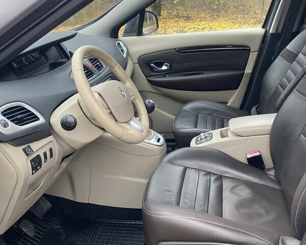 Рено Сценік, об'ємом двигуна 1.6 л та пробігом 196 тис. км за 7800 $, фото 22 на Automoto.ua