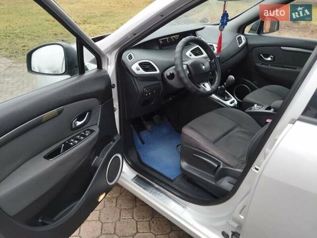 Рено Сценик, объемом двигателя 1.5 л и пробегом 277 тыс. км за 5950 $, фото 8 на Automoto.ua