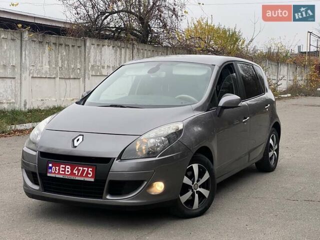 Рено Сценік, об'ємом двигуна 1.6 л та пробігом 196 тис. км за 7800 $, фото 2 на Automoto.ua