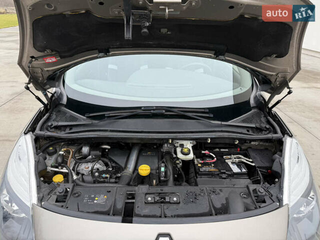 Рено Сценик, объемом двигателя 1.5 л и пробегом 153 тыс. км за 7999 $, фото 20 на Automoto.ua