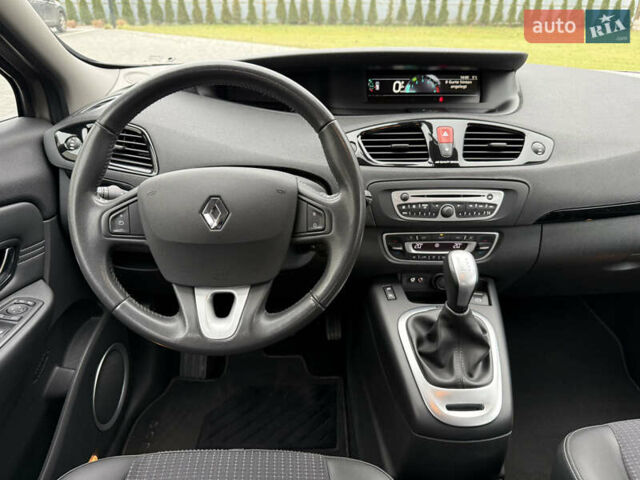Рено Сценик, объемом двигателя 1.5 л и пробегом 153 тыс. км за 7999 $, фото 14 на Automoto.ua