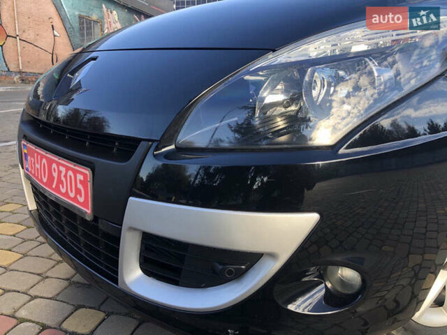 Рено Сценик, объемом двигателя 1.6 л и пробегом 248 тыс. км за 8300 $, фото 2 на Automoto.ua