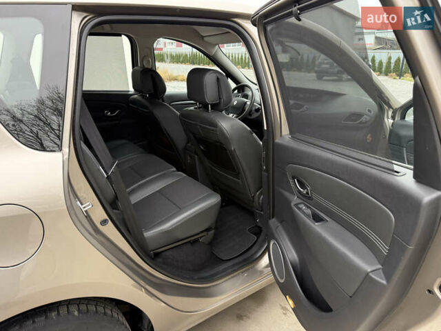 Рено Сценик, объемом двигателя 1.5 л и пробегом 153 тыс. км за 7999 $, фото 11 на Automoto.ua