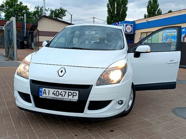 Рено Сценик 2011 в Белой Церкве на Automoto.ua Рено Сценик, объемом двигателя 15 л и пробегом 270 тыс. км за 7700 $, фото 6 на Automoto.ua