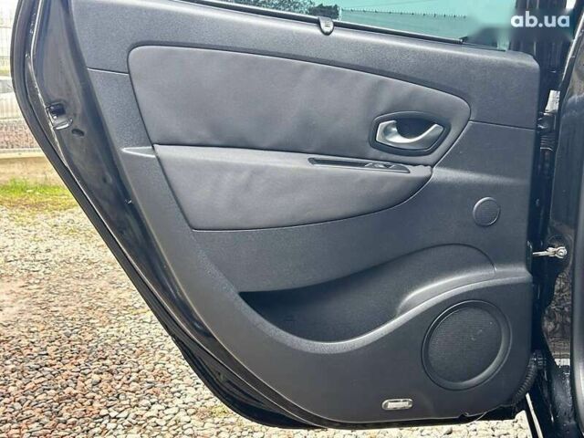 Рено Сценик, объемом двигателя 0 л и пробегом 215 тыс. км за 7400 $, фото 25 на Automoto.ua