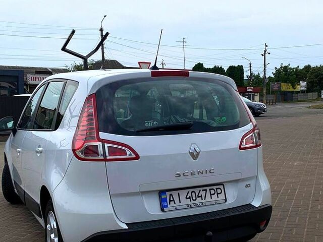 Рено Сценик 2011 в Белой Церкве на Automoto.ua Рено Сценик, объемом двигателя 15 л и пробегом 270 тыс. км за 7700 $, фото 3 на Automoto.ua