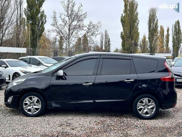 Рено Сценик, объемом двигателя 0 л и пробегом 215 тыс. км за 7400 $, фото 7 на Automoto.ua