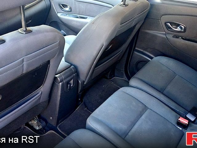 Рено Сценик, объемом двигателя 15 л и пробегом 0 тыс. км за 7350 $, фото 5 на Automoto.ua