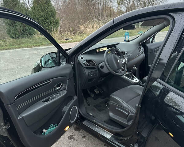 Рено Сценик 2011 в Ровно на Automoto.ua Рено Сценик, объемом двигателя 1.4 л и пробегом 146 тыс. км за 6300 $, фото 10 на Automoto.ua