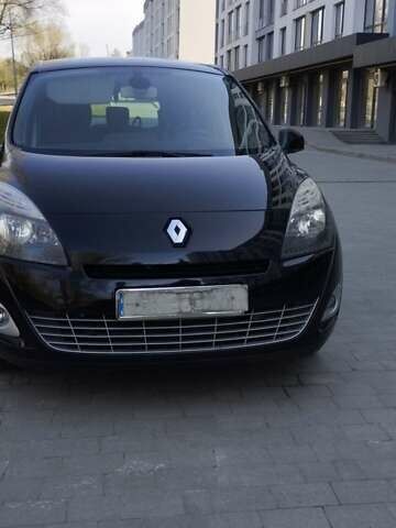 Рено Сценік, об'ємом двигуна 1.6 л та пробігом 320 тис. км за 7950 $, фото 1 на Automoto.ua