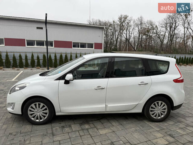 Рено Сценик, объемом двигателя 1.5 л и пробегом 257 тыс. км за 6999 $, фото 16 на Automoto.ua