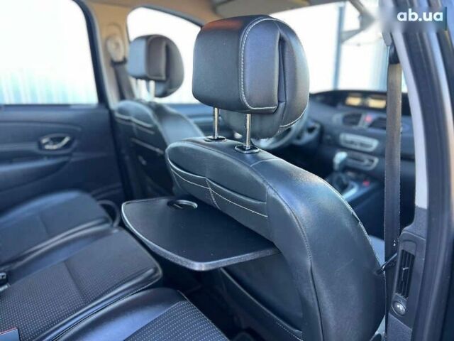 Рено Сценик, объемом двигателя 1.5 л и пробегом 190 тыс. км за 8550 $, фото 26 на Automoto.ua