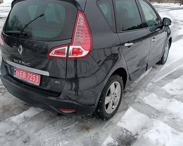 Рено Сценік, об'ємом двигуна 1.5 л та пробігом 250 тис. км за 7700 $, фото 1 на Automoto.ua