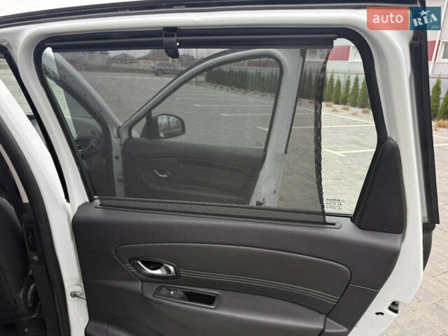 Рено Сценик, объемом двигателя 1.5 л и пробегом 257 тыс. км за 6999 $, фото 40 на Automoto.ua