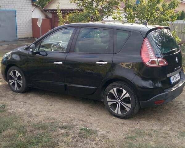 Рено Сценик, объемом двигателя 1.46 л и пробегом 161 тыс. км за 9700 $, фото 2 на Automoto.ua