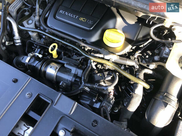 Рено Сценик, объемом двигателя 1.6 л и пробегом 248 тыс. км за 8300 $, фото 66 на Automoto.ua